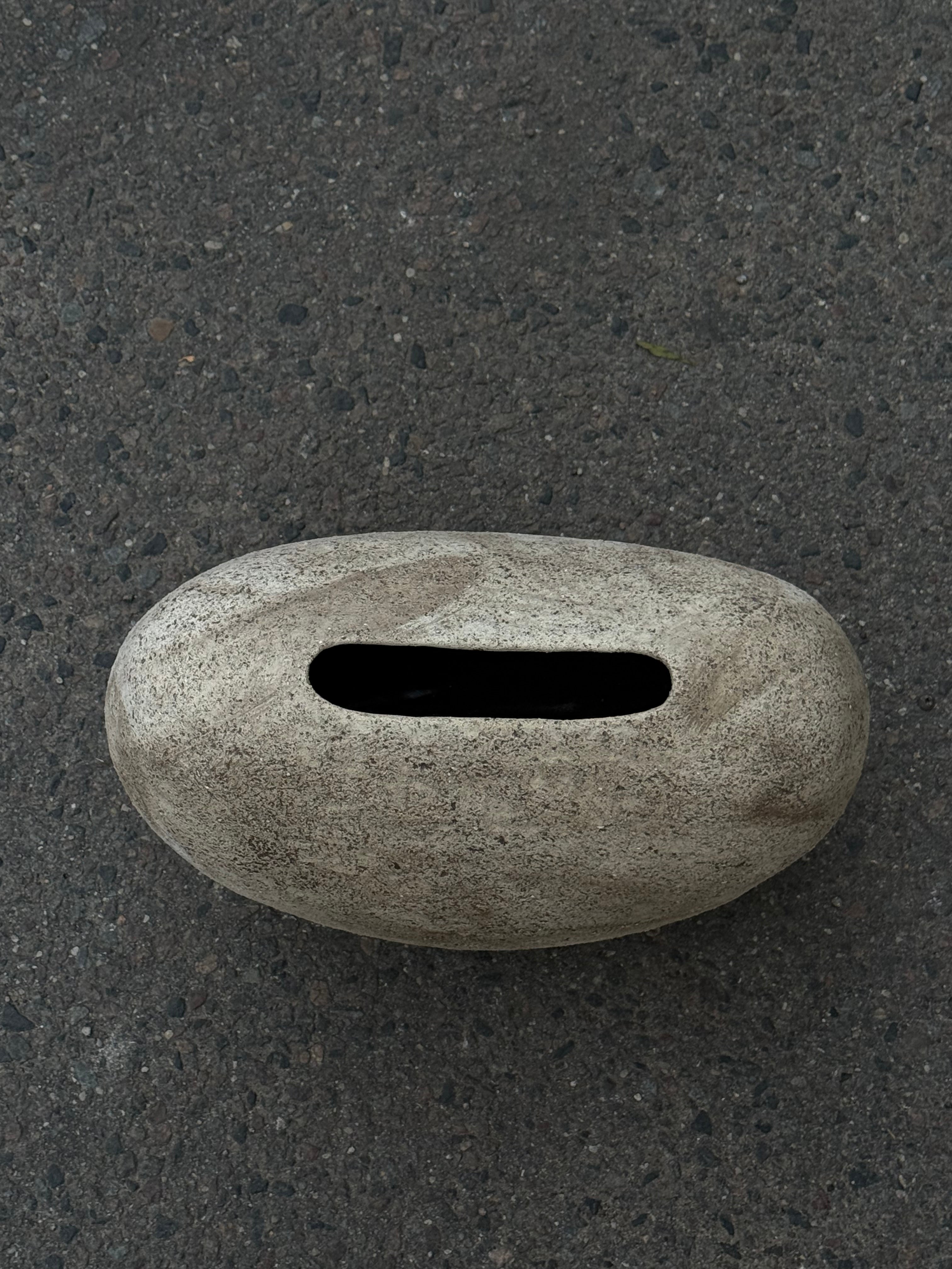 Moon vase
